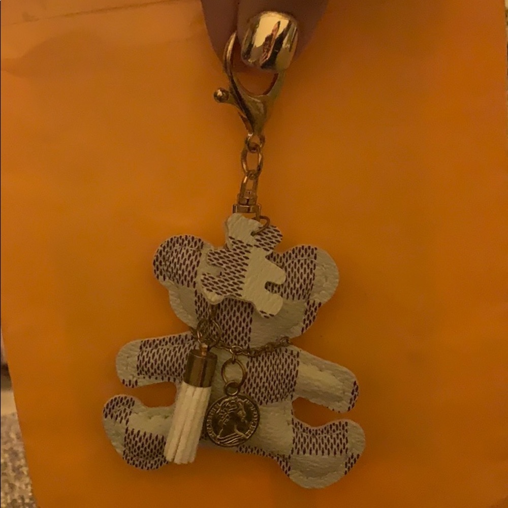Keychain - Picture 5 of 5